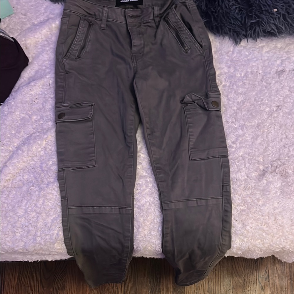 Women’s army green skinny Cargo Pants